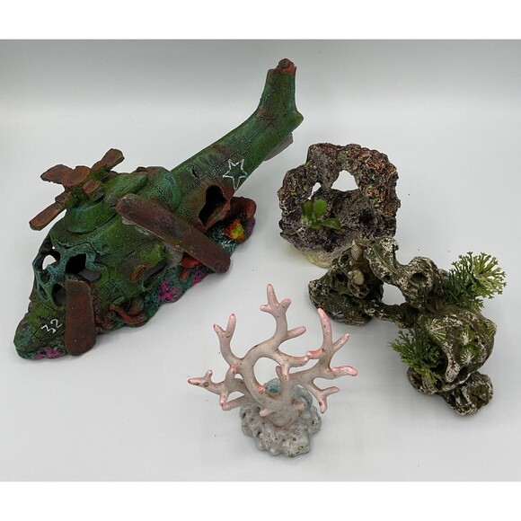 Lot of 4 Aquarium Fish TankDecorations 1-Crashed Helicopter Wreckage ,3-coral - Picture 2 of 12
